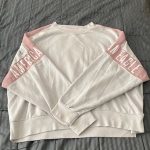 american eagle crew neck sweater